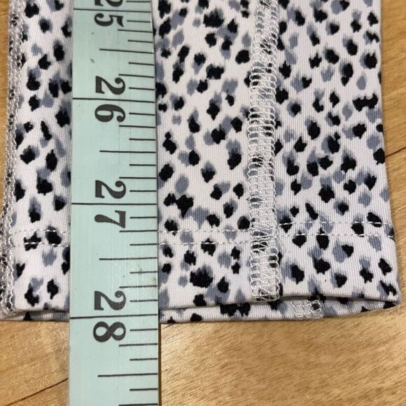 Bailey 44 Sport 2pc Work Out Leggings Crop Top Black White Print XS NWT - Picture 10 of 10